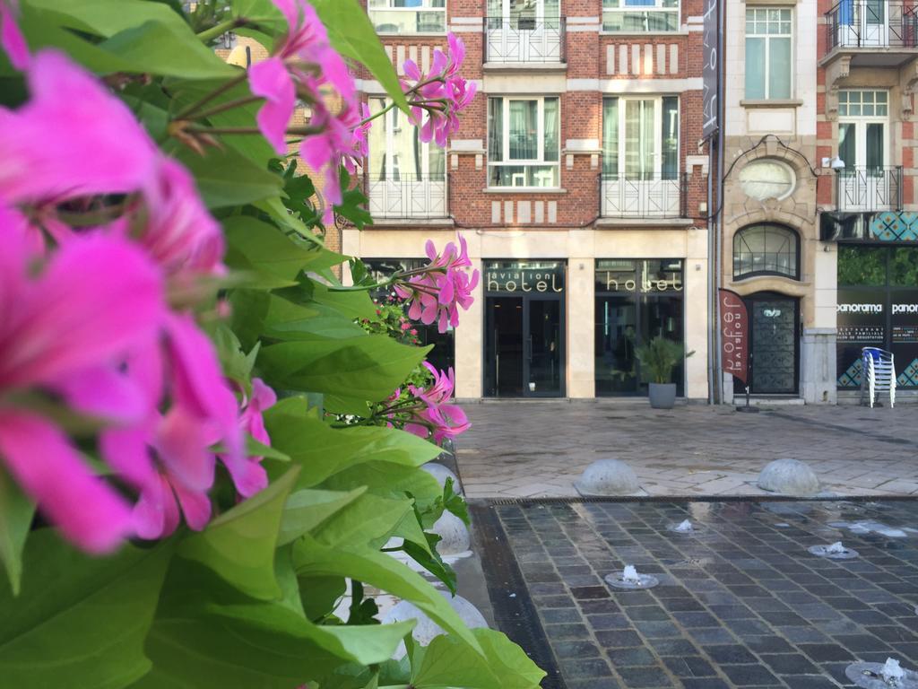 Es Hostel Saint-Gilles Ngoại thất bức ảnh